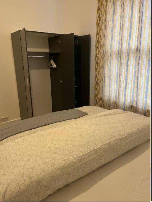 Two Bedroom Flat In Londra Esterno foto